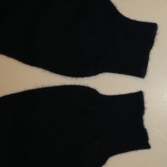 Dark Navy Blue Cashmere Turtleneck Sweater Vintage Hong Kong See Measurements M - Picture 7 of 7